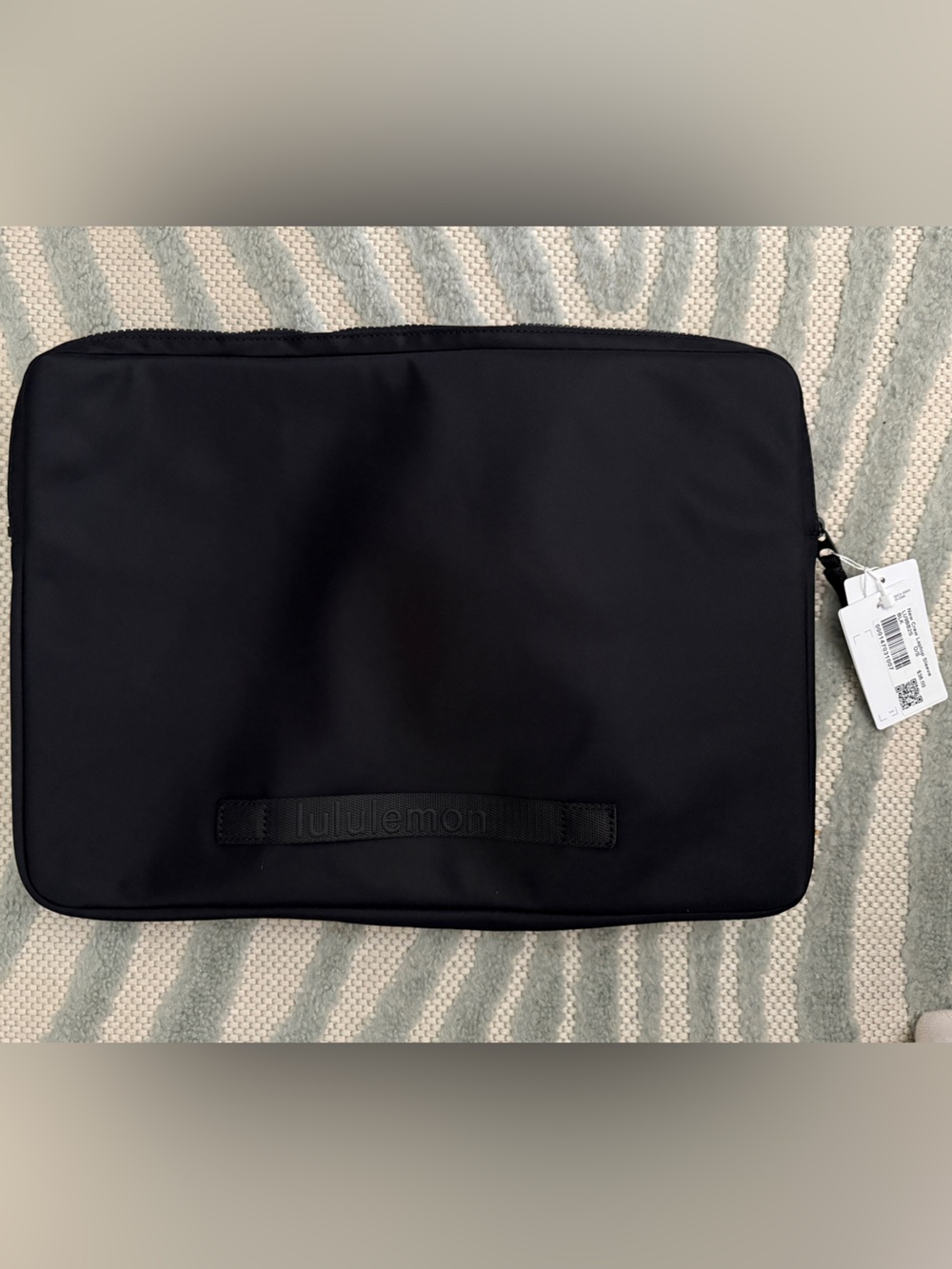 NWT lululemon Laptop Sleeve New Crew Black